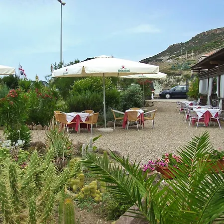 Ξενοδοχείο Miramare *