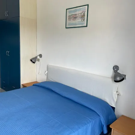 Miramare Hotel *