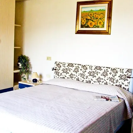 Miramare Hotel *
